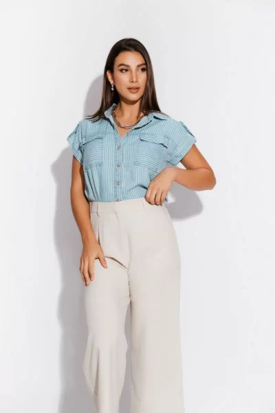 Blusa Celeste de Rayas Manga Corta y Botones