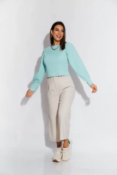 Sweater Menta con detalle de curvitas